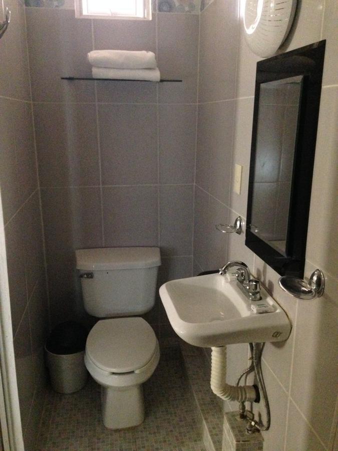 קואצקואלקוס Hotel Moreno מראה חיצוני תמונה