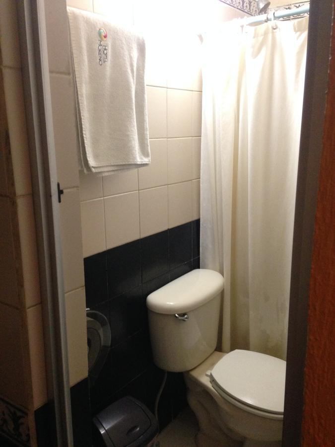 קואצקואלקוס Hotel Moreno מראה חיצוני תמונה